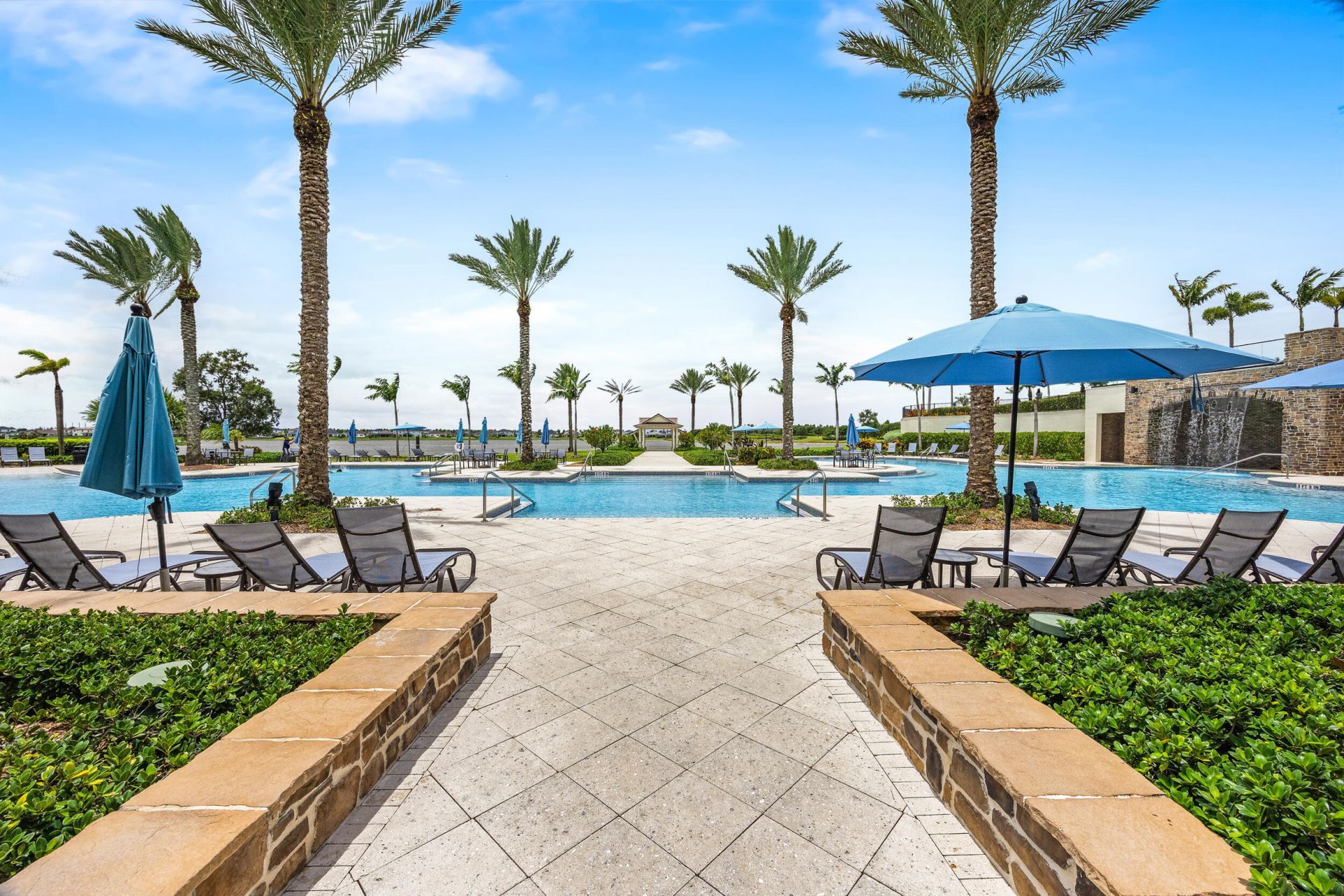 953 Hookline Circle, The Acreage, FL 33470 Photo