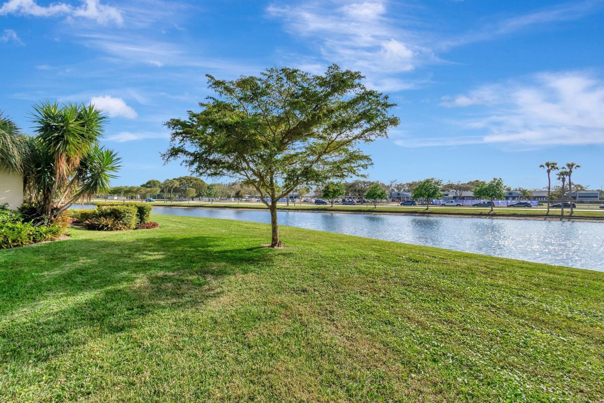 8240 Waterline Drive, Boynton Beach, FL 33472 Photo