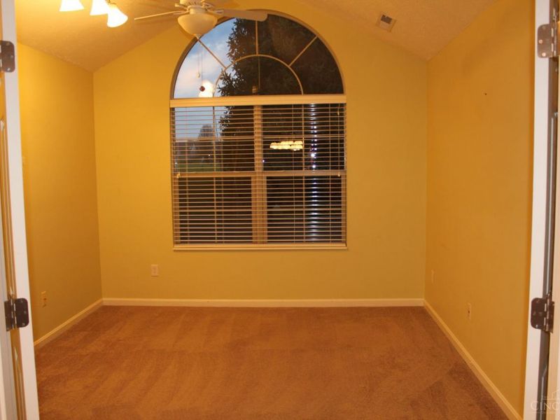 1392 Cotswold Drive, Hamilton, OH 45013 Photo 12