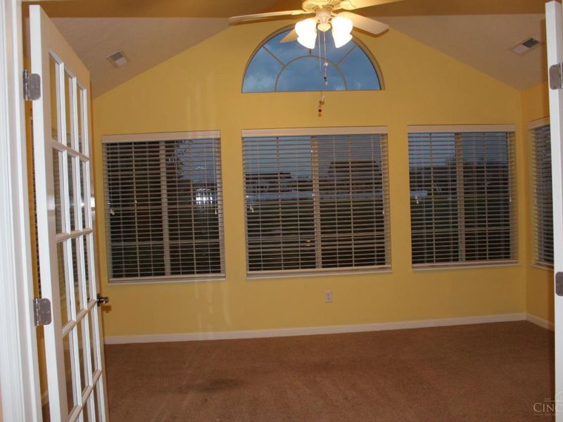 1392 Cotswold Drive, Hamilton, OH 45013 Photo 16