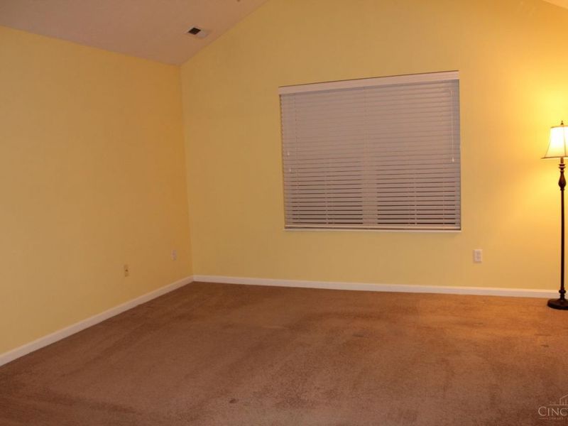 1392 Cotswold Drive, Hamilton, OH 45013 Photo 24