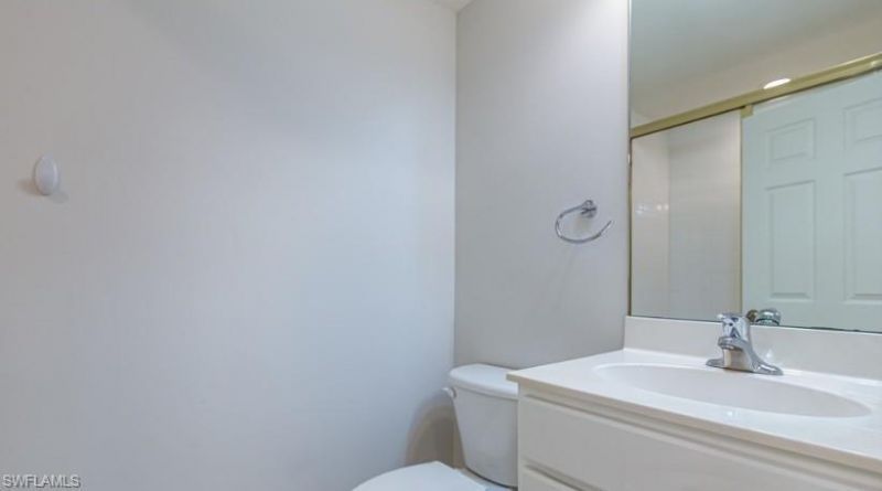 9113 Michael Cir , Unit 9, Naples, FL 34113 Photo