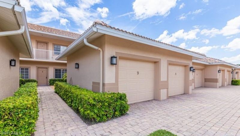 9113 Michael Cir , Unit 9, Naples, FL 34113 Photo