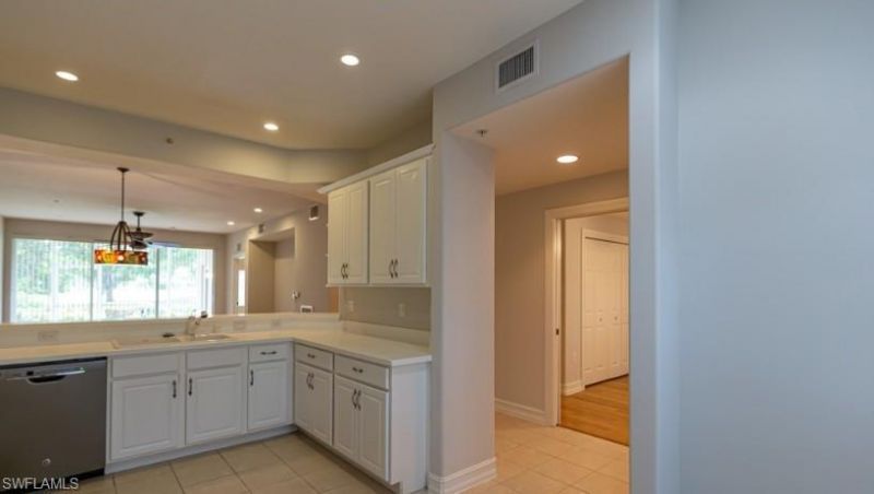 9113 Michael Cir , Unit 9, Naples, FL 34113 Photo