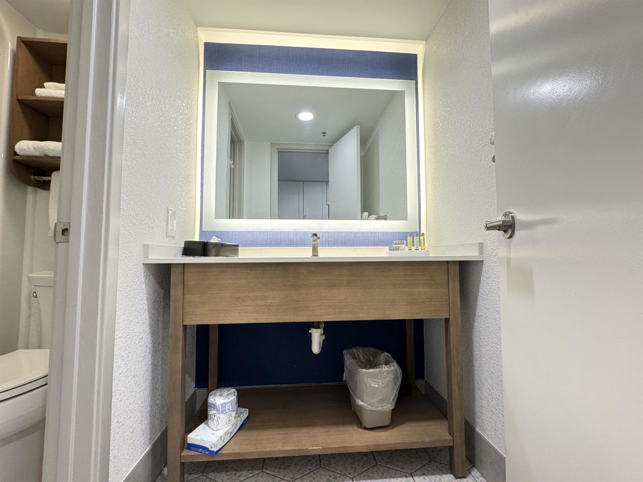 3000 N Ocean Blvd.  Photo 12