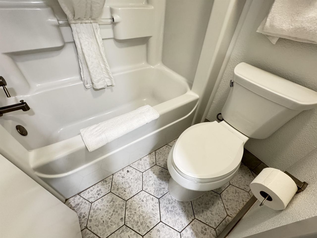 3000 N Ocean Blvd.  Photo 14