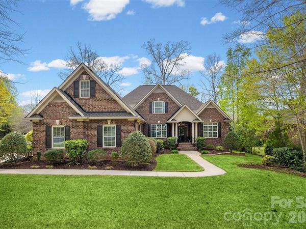 3900 Widgeon Way, Waxhaw, NC 28173