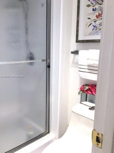 3701 N Country Club Dr , Unit 504, Aventura, FL 33180 Photo