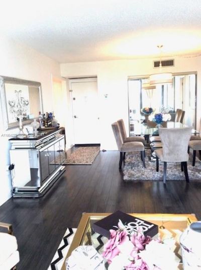 3701 N Country Club Dr , Unit 504, Aventura, FL 33180 Photo