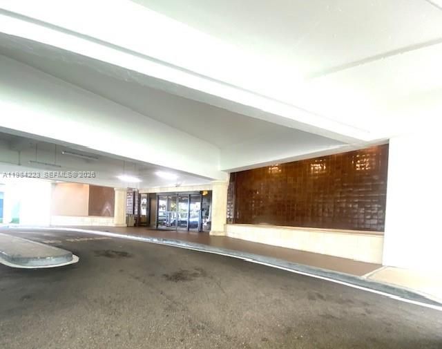 3701 N Country Club Dr , Unit 504, Aventura, FL 33180 Photo