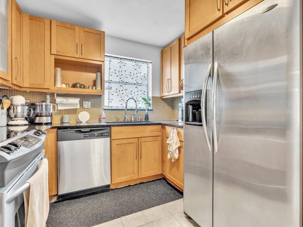 1236 Alton Rd, Unit 304, Miami Beach, FL 33139 Photo