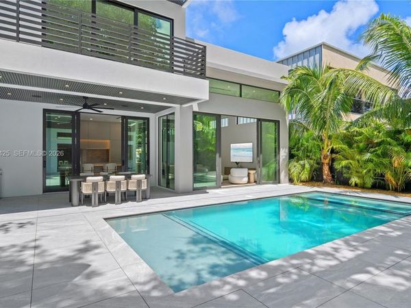 280 NW 47th St, Miami, FL 33127