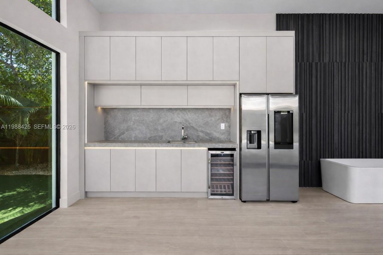 280 NW 47th St , Miami, FL 33127 Photo