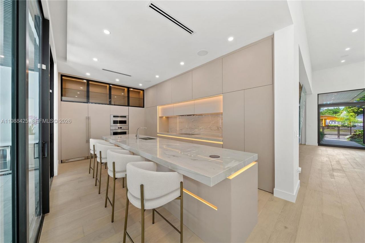 280 NW 47th St, Miami, FL 33127 Photo