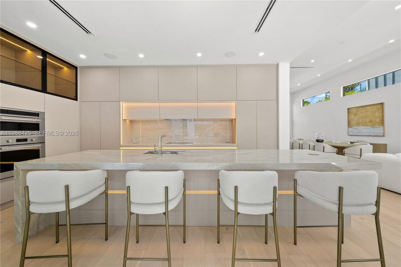 280 NW 47th St, Miami, FL 33127 Photo