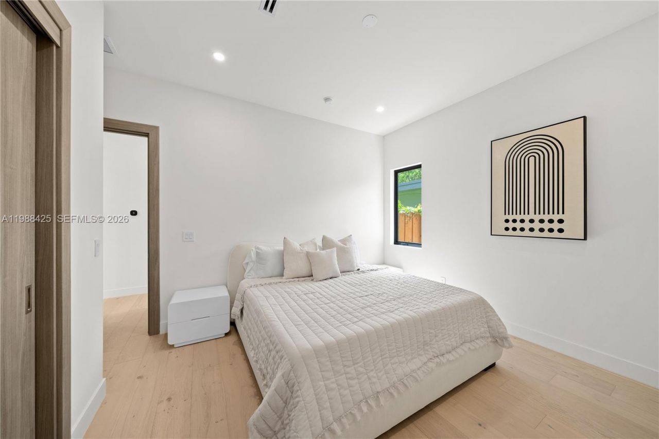 280 NW 47th St, Miami, FL 33127 Photo