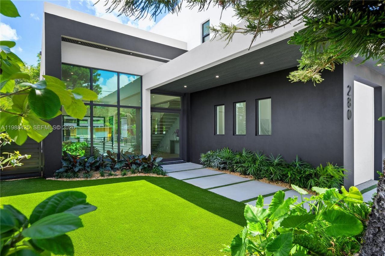 280 NW 47th St, Miami, FL 33127 Photo