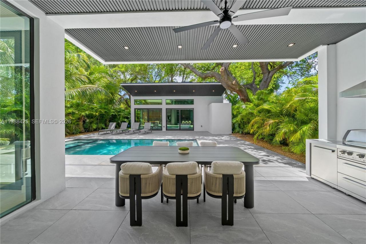 280 NW 47th St, Miami, FL 33127 Photo