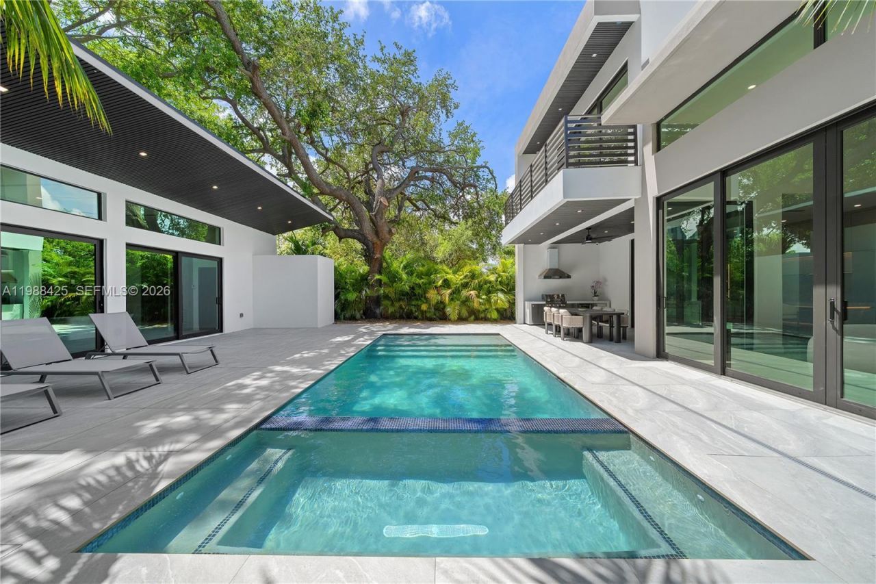 280 NW 47th St, Miami, FL 33127 Photo