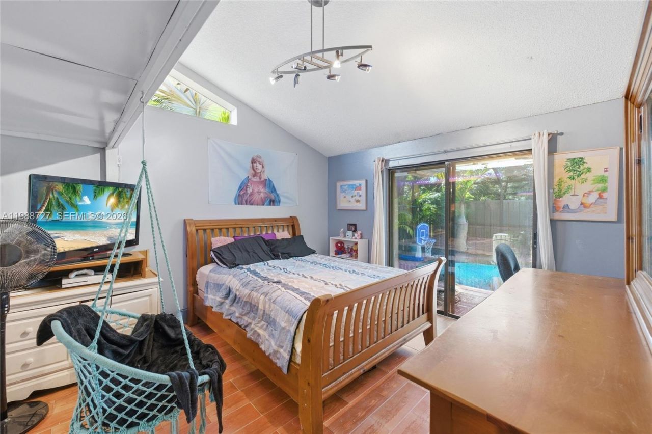 5644 Eagle Lake Dr , Palm Beach Gardens, FL 33418 Photo