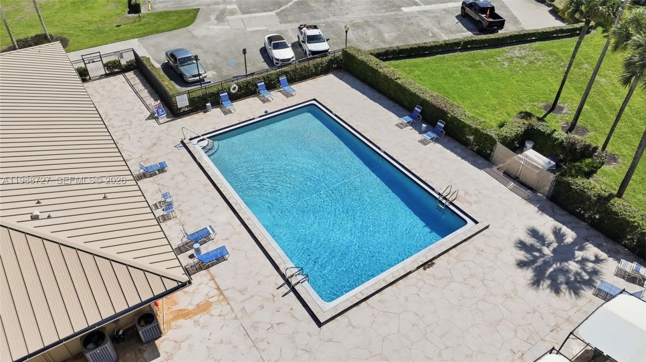 5644 Eagle Lake Dr , Palm Beach Gardens, FL 33418 Photo