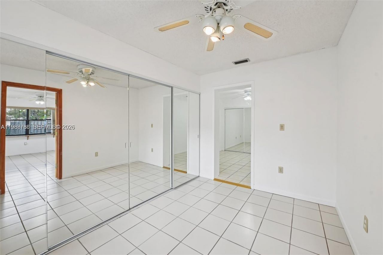 9585 SW 1st Ter, Miami, FL 33174 Photo