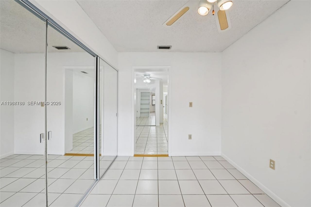 9585 SW 1st Ter, Miami, FL 33174 Photo