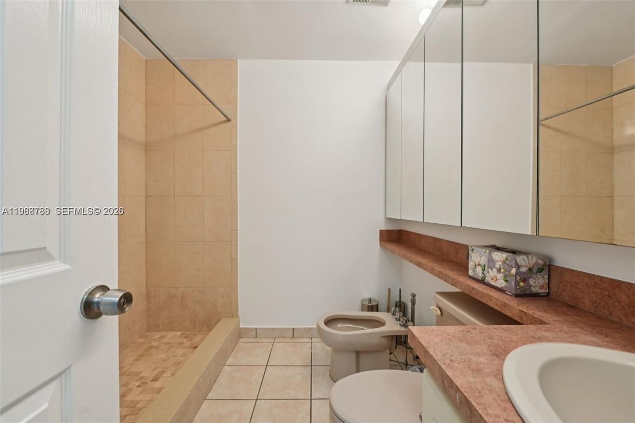 9585 SW 1st Ter, Miami, FL 33174 Photo