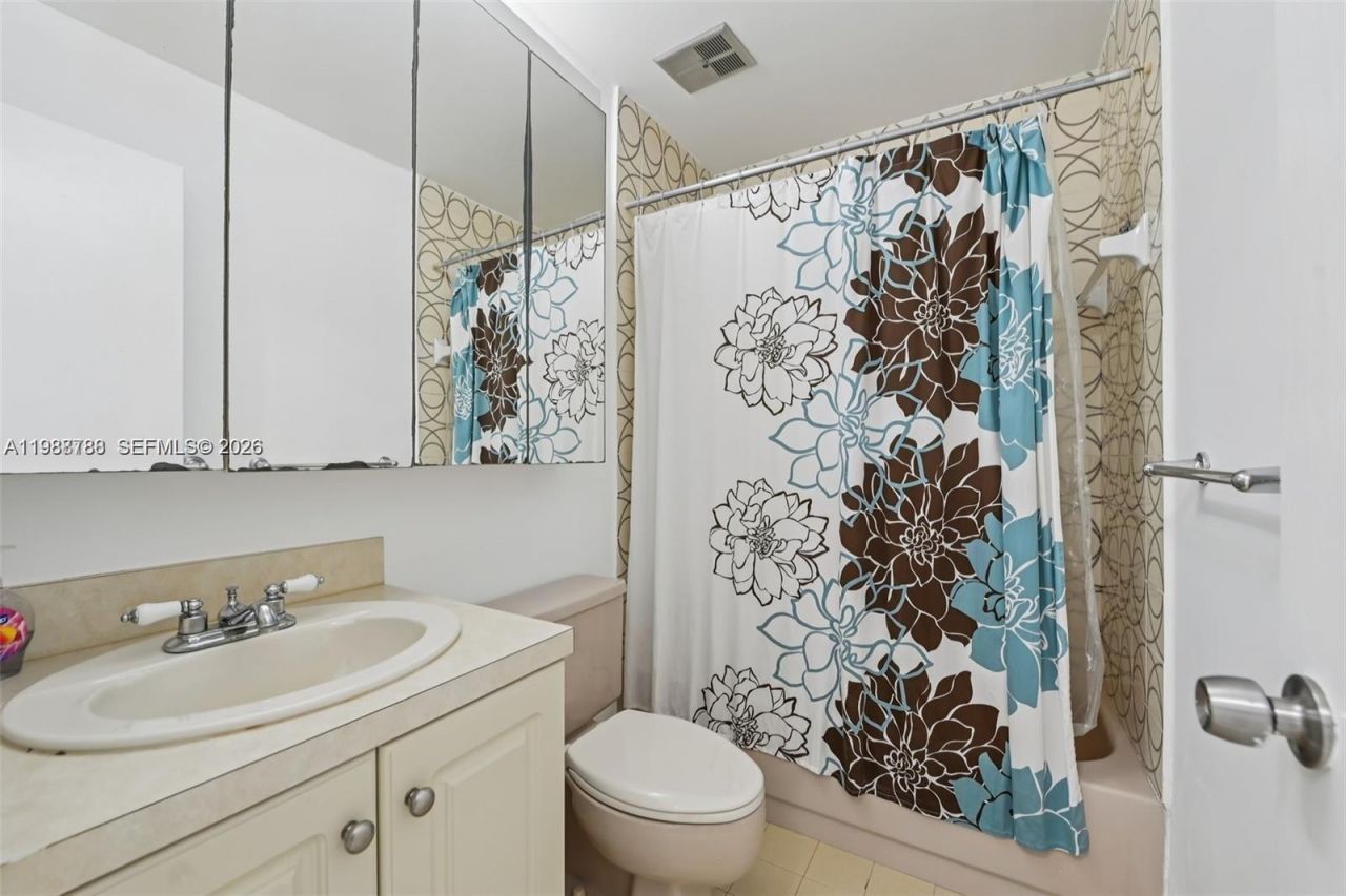 9585 SW 1st Ter, Miami, FL 33174 Photo