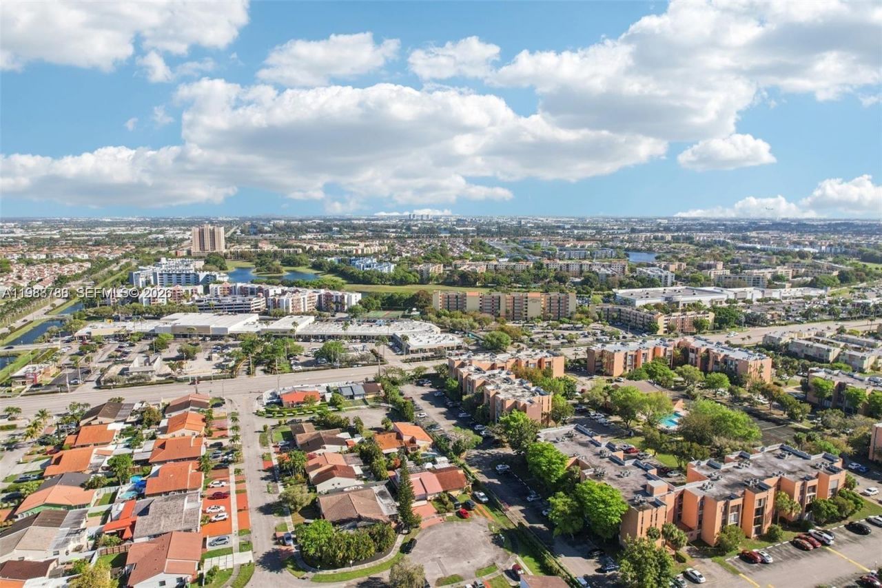 9585 SW 1st Ter, Miami, FL 33174 Photo