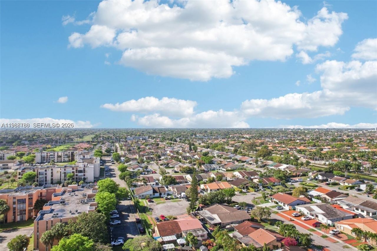 9585 SW 1st Ter, Miami, FL 33174 Photo