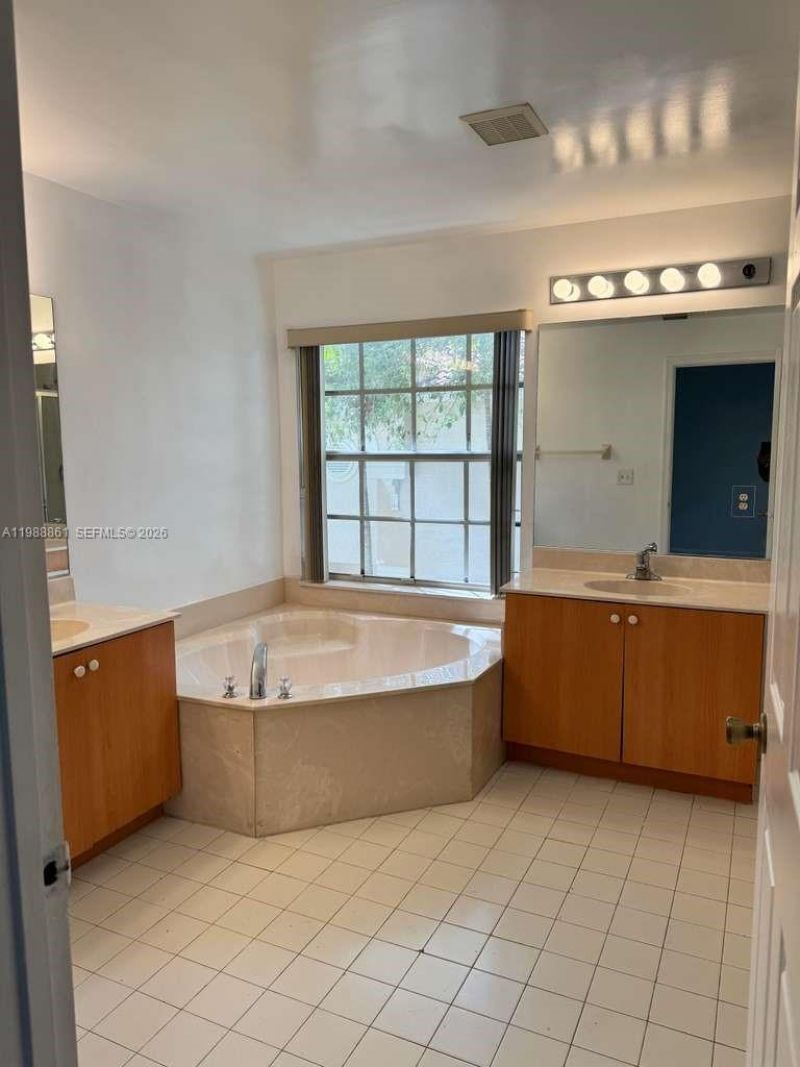 12471 SW 42nd St , Miramar, FL 33027 Photo