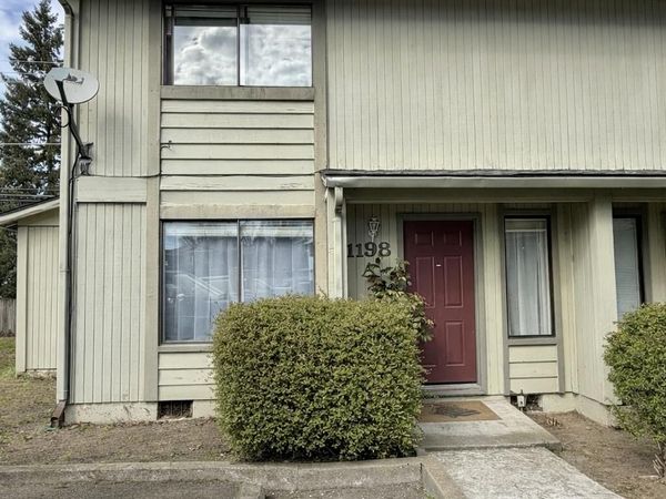 1198 Morrow Road, Unit A, Medford, OR 97504