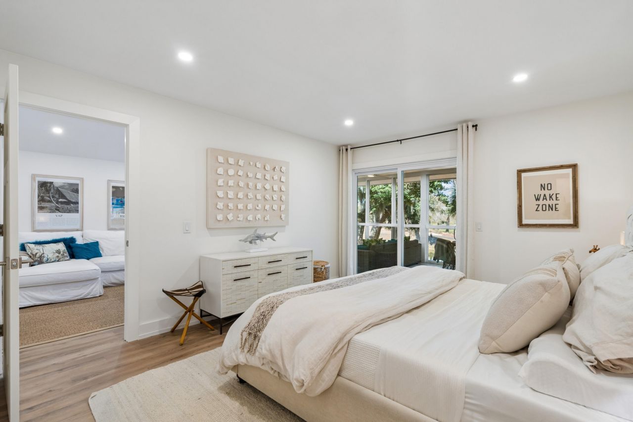 16 Twin Oaks Lane Photo 22