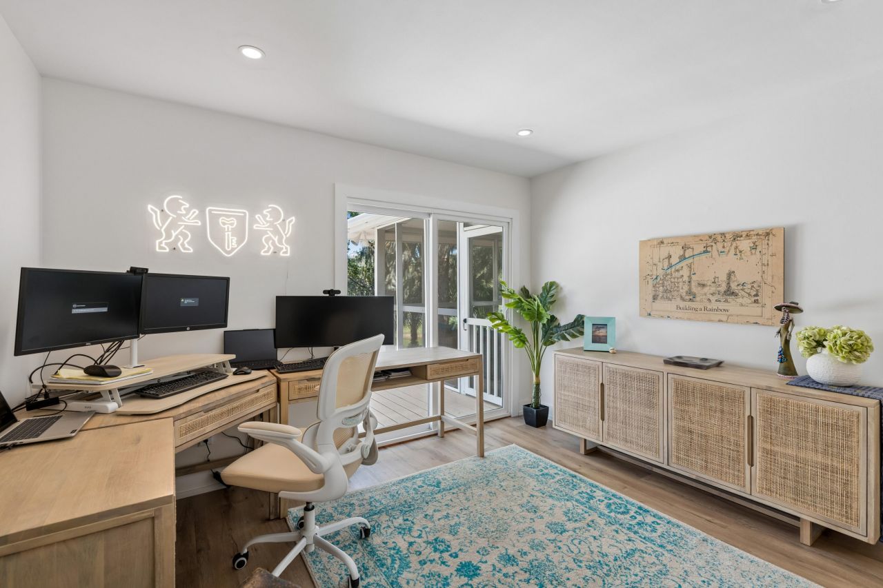 16 Twin Oaks Lane Photo 29