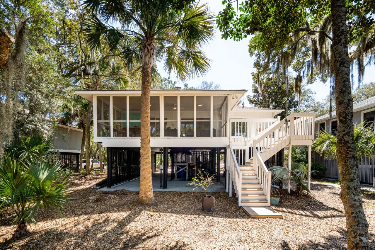 16 Twin Oaks Lane Photo 3