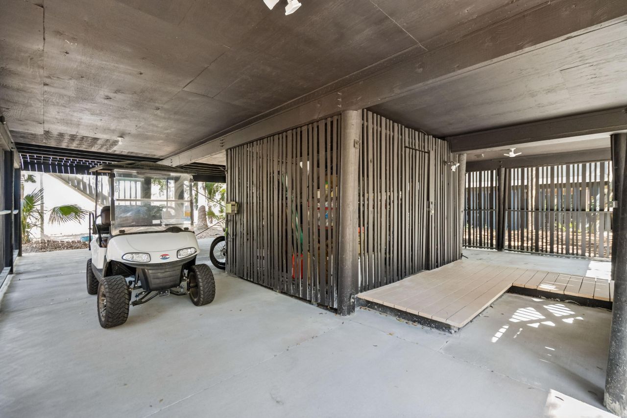 16 Twin Oaks Lane Photo 43