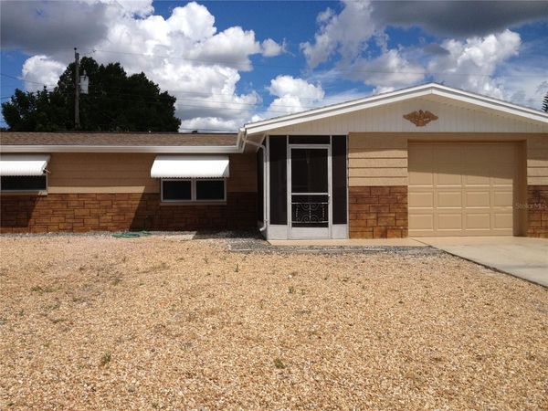 1050 CLAIRBORNE STREET , HOLIDAY, FL 34690