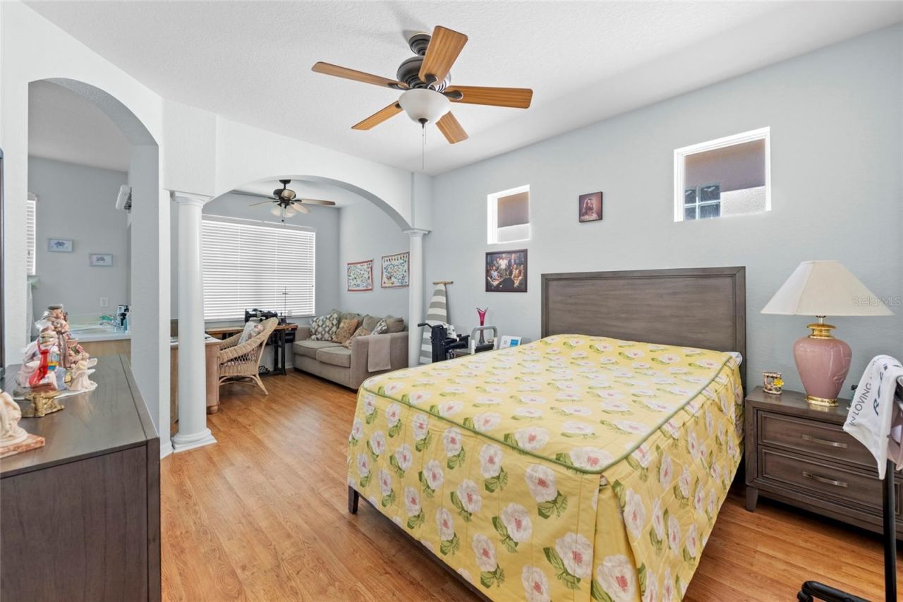 7708 32nd Street E, Sarasota, FL 34243 Photo