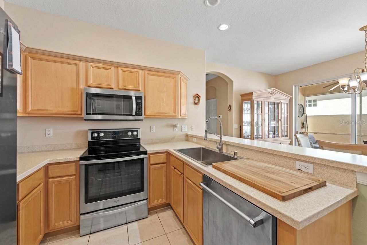 7708 32nd Street E, Sarasota, FL 34243 Photo