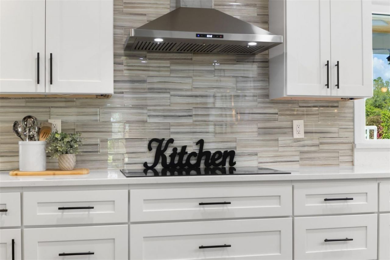 4009 Priory Circle, Tampa, FL 33618 Photo