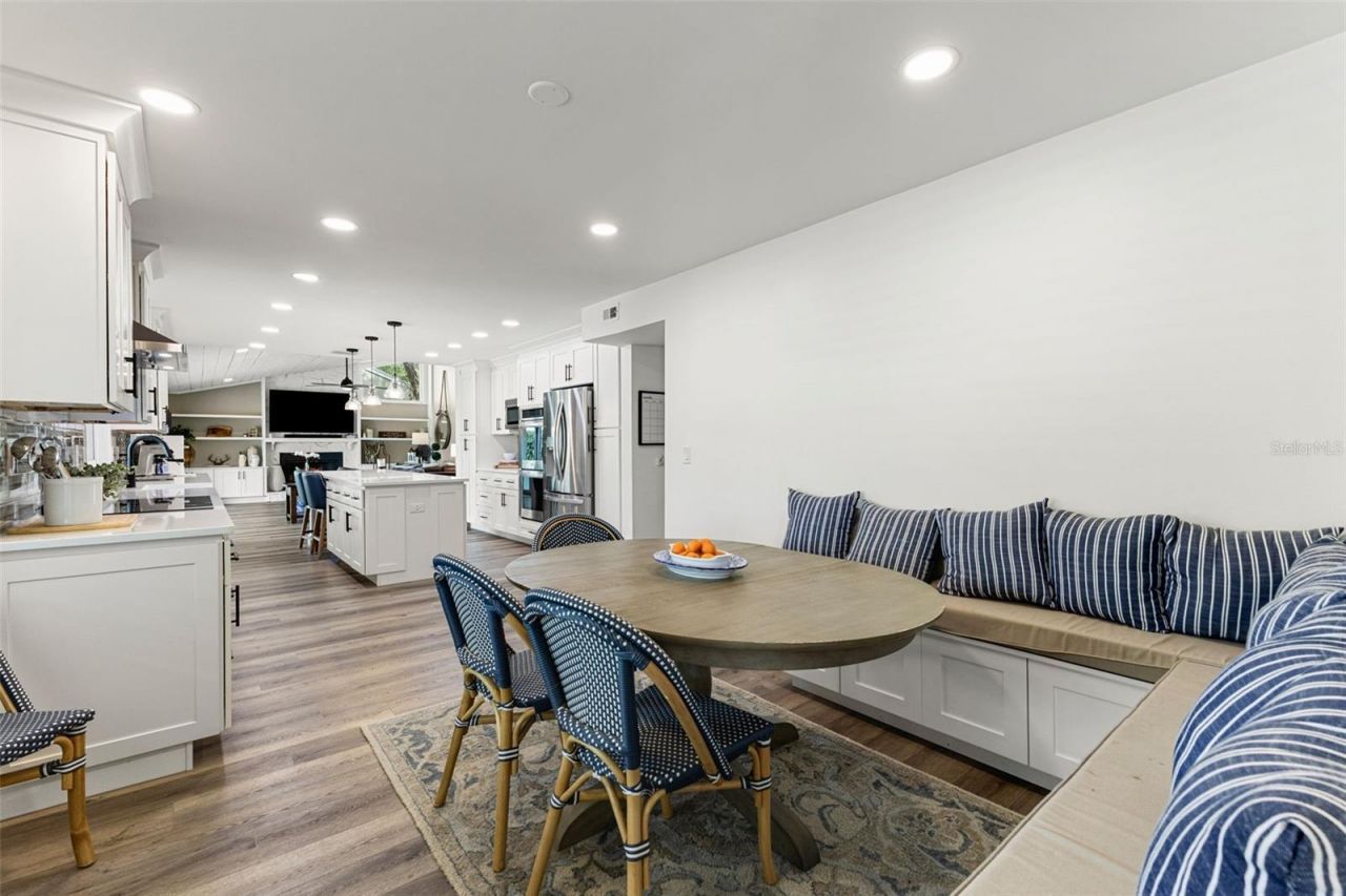 4009 Priory Circle, Tampa, FL 33618 Photo