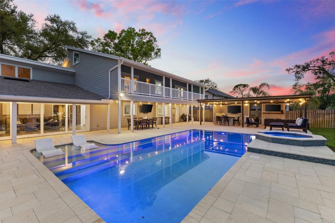 4009 Priory Circle, Tampa, FL 33618 Photo