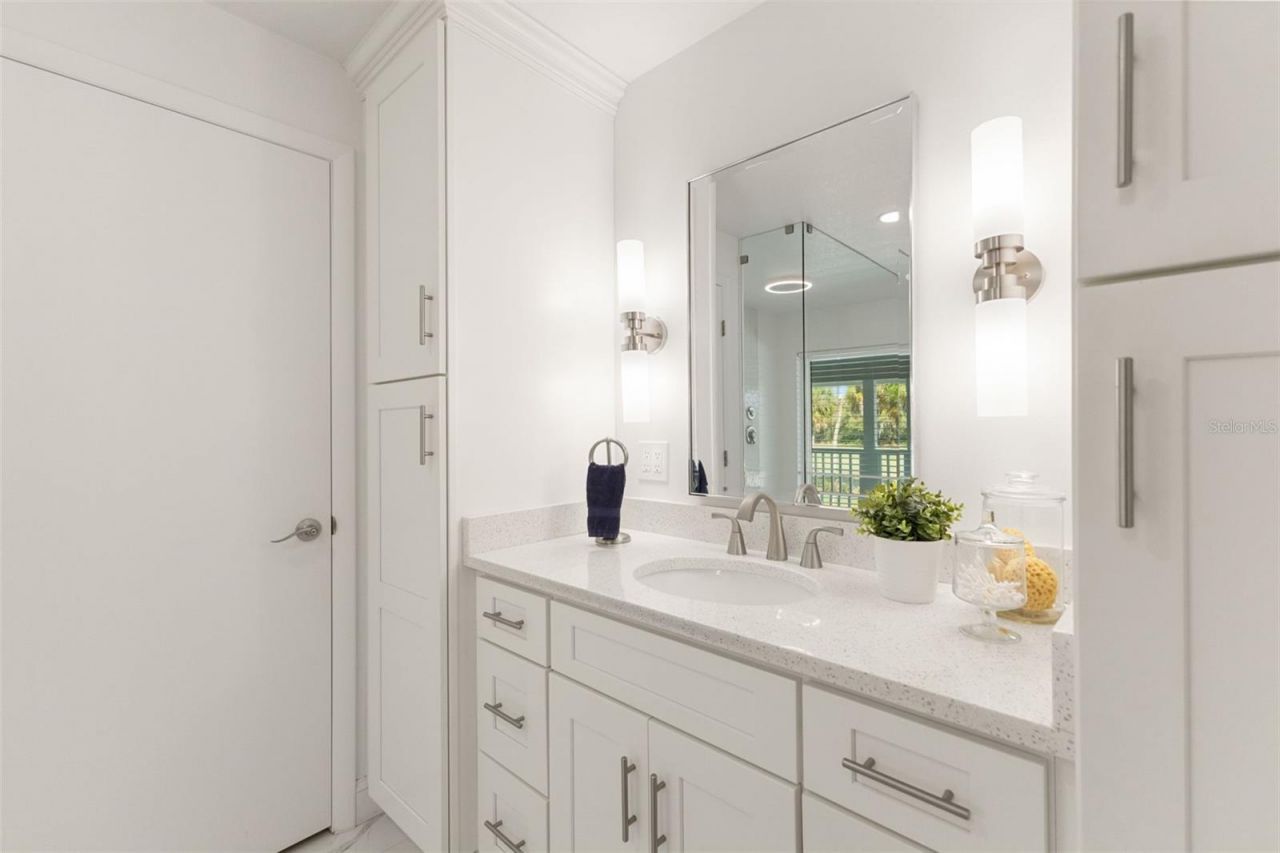 4009 Priory Circle, Tampa, FL 33618 Photo