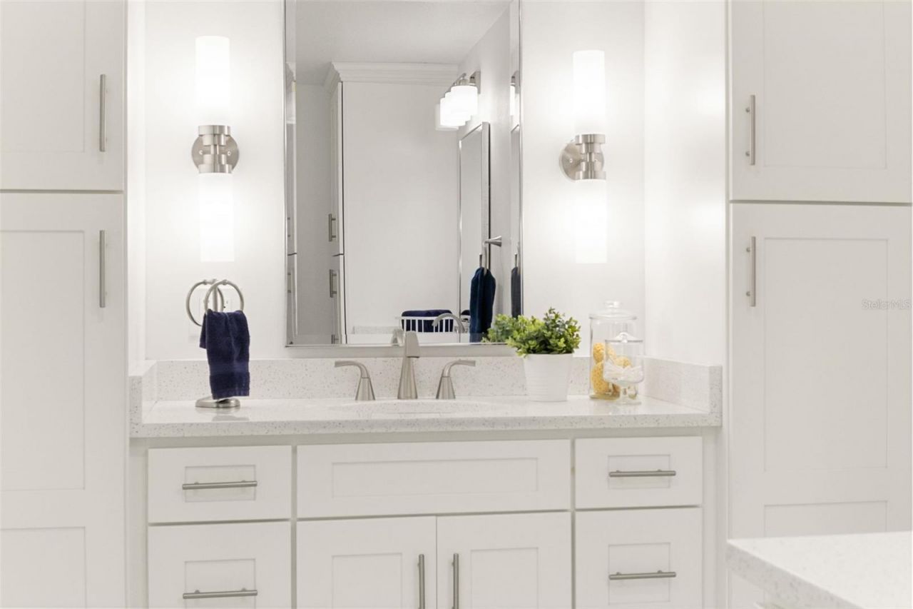 4009 Priory Circle, Tampa, FL 33618 Photo