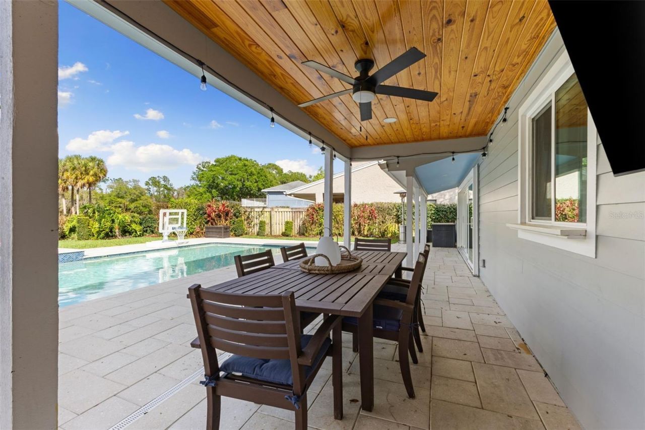 4009 Priory Circle, Tampa, FL 33618 Photo