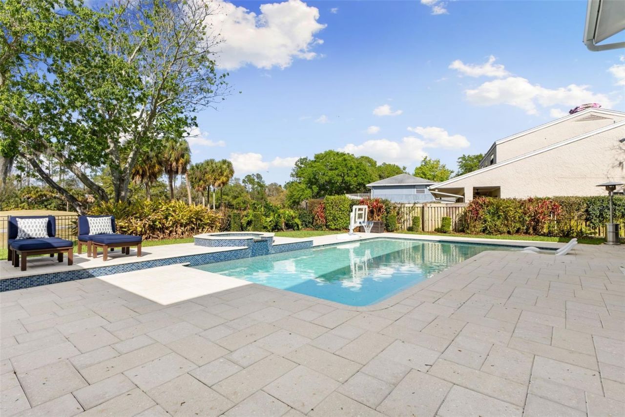 4009 Priory Circle, Tampa, FL 33618 Photo