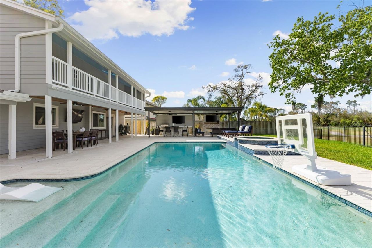 4009 Priory Circle, Tampa, FL 33618 Photo