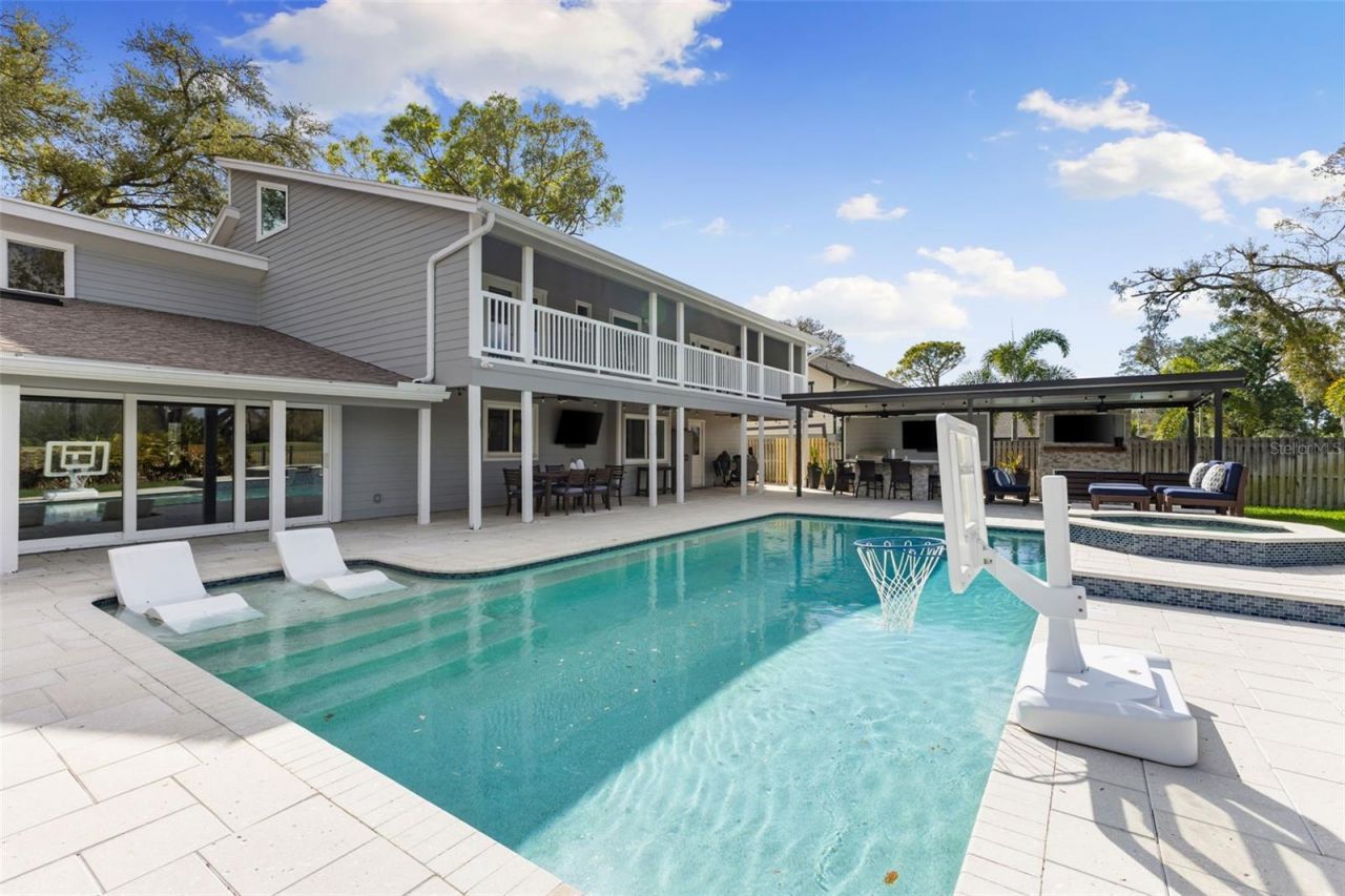 4009 Priory Circle, Tampa, FL 33618 Photo