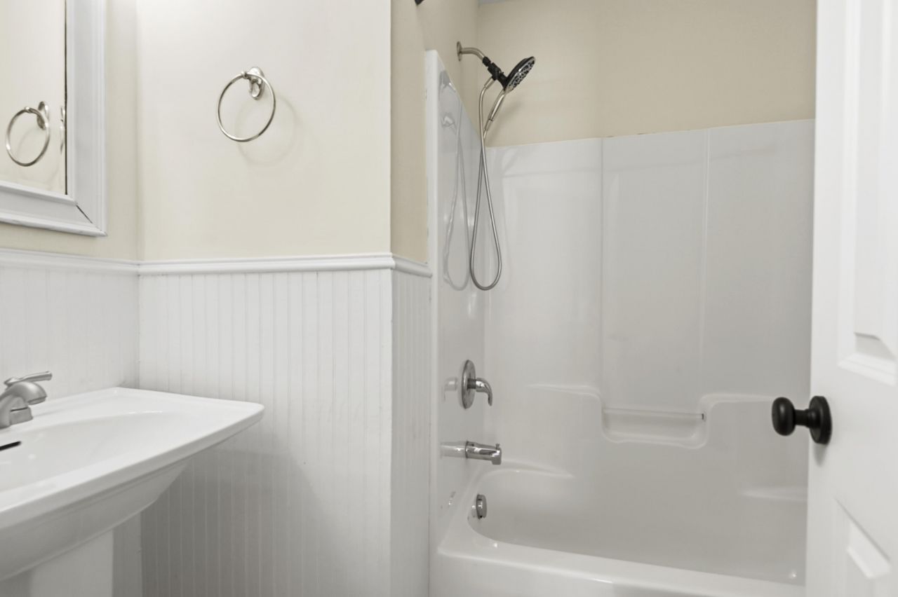 1124 5th Avenue Photo 21